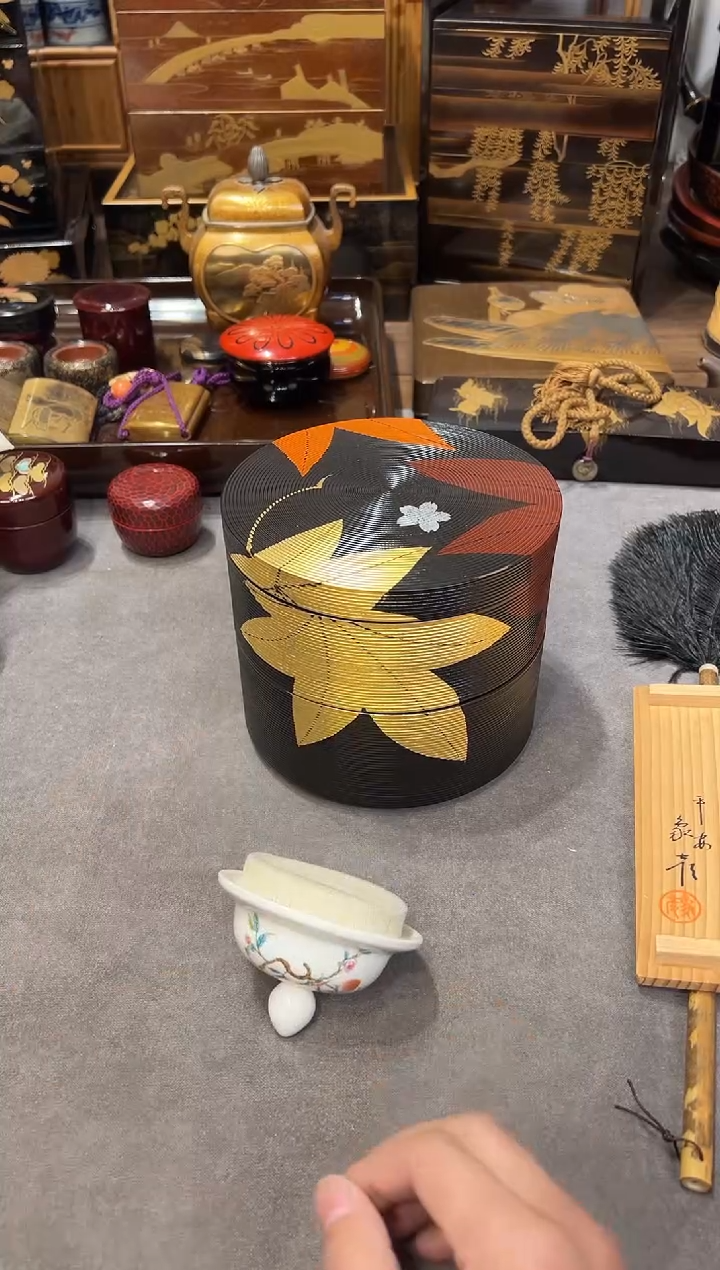 l****e三段 大漆漆器大漆漆器