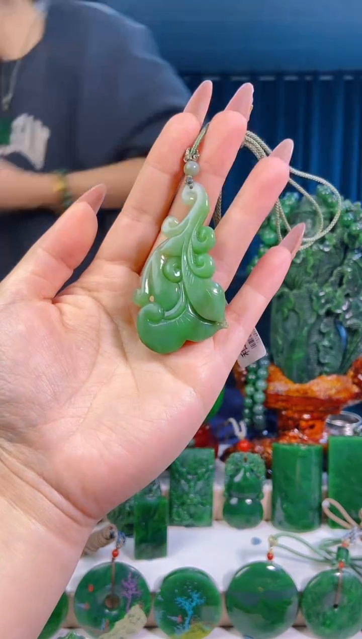 【闪购商品】和田玉挂件未镶嵌1