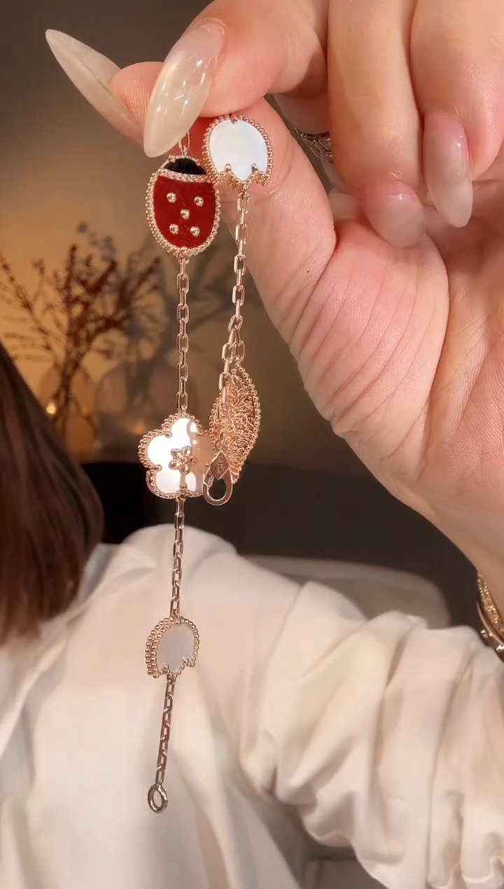 【闪购商品】贝壳（贝母）手链18K金镶嵌瓢虫手链