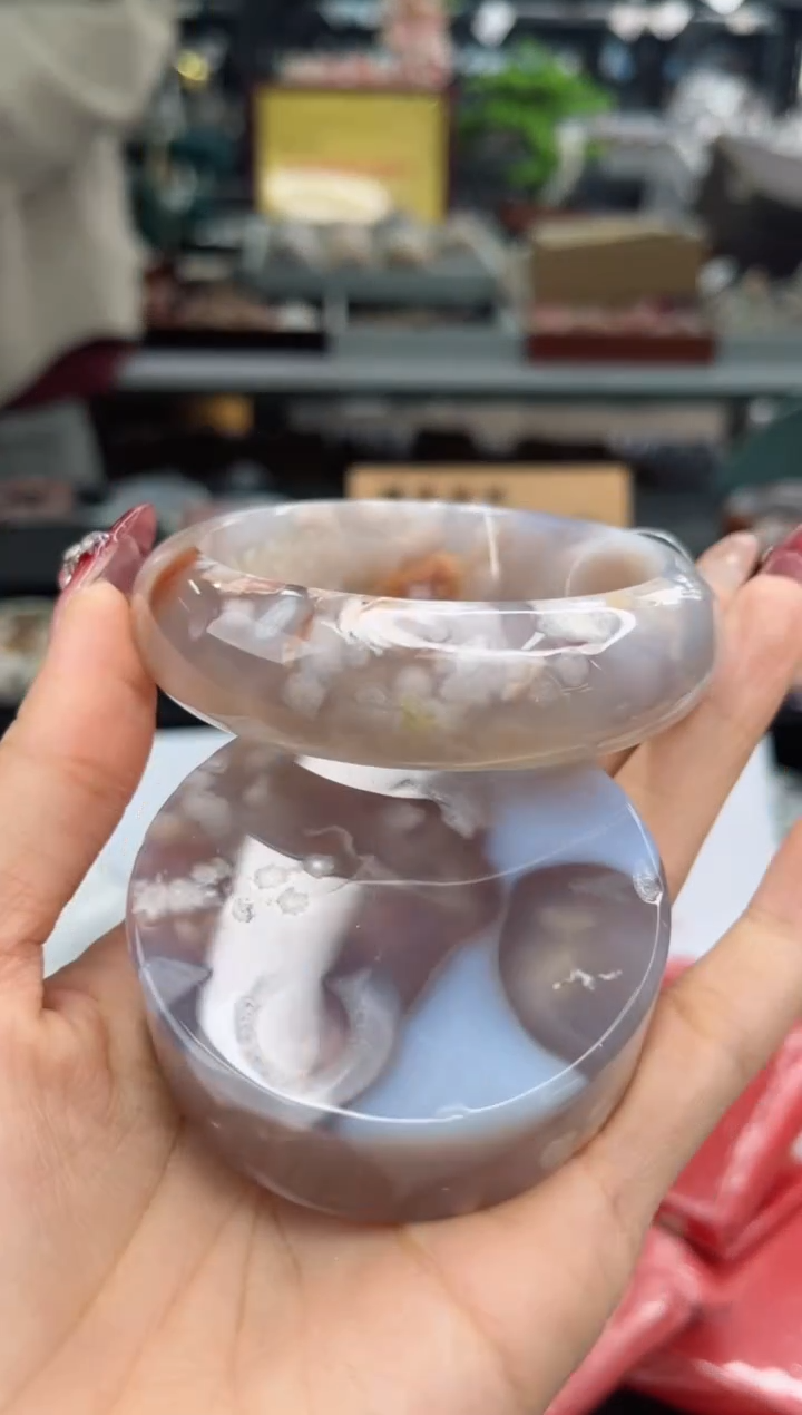 【闪购商品】石英质玉手镯未镶嵌59圈口（赠品镯心）3931276