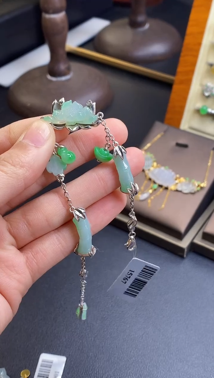 颈饰银S925镶嵌翡翠15767