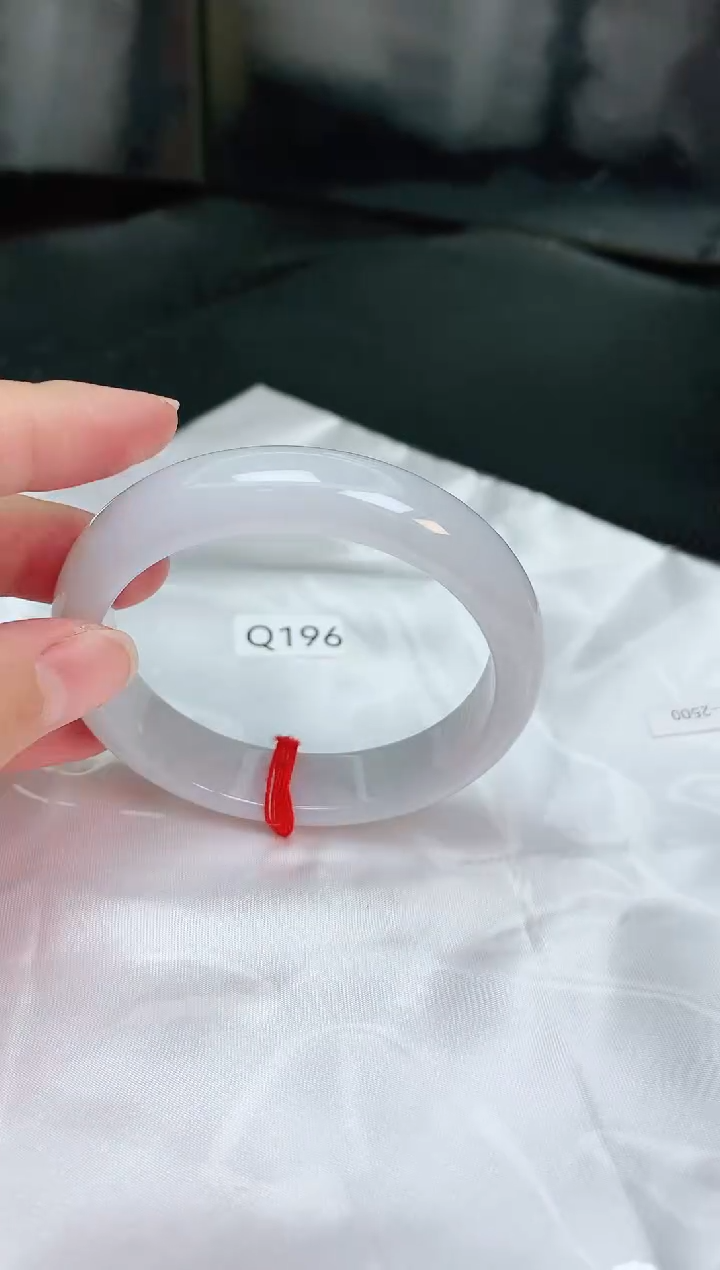 【闪购商品】翡翠手镯未镶嵌缅甸天然A货翡翠手镯