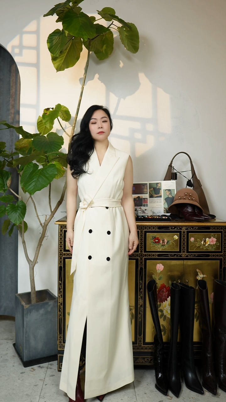 XL码，设计师长款马甲，米黄色