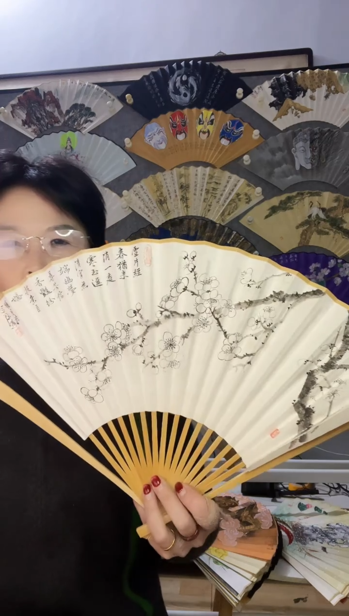 扇子九五寸十八方玉竹折扇