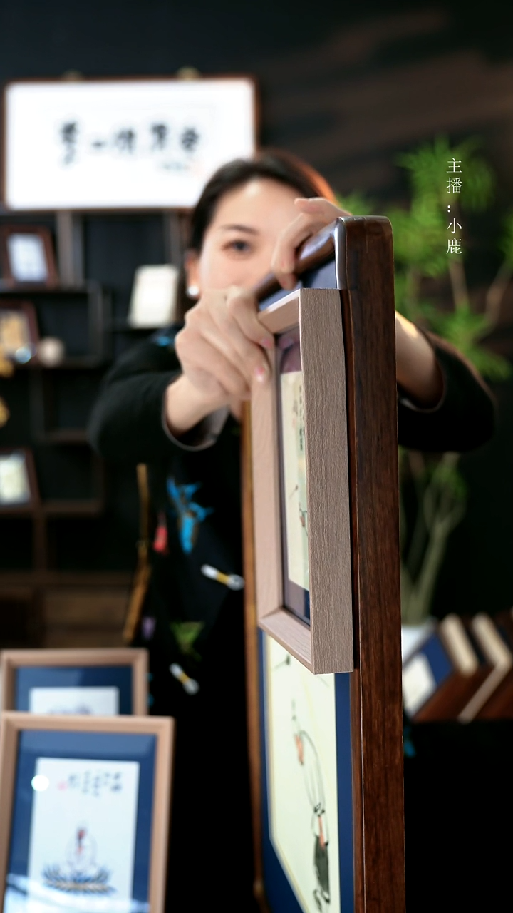 低调躲过了 低调