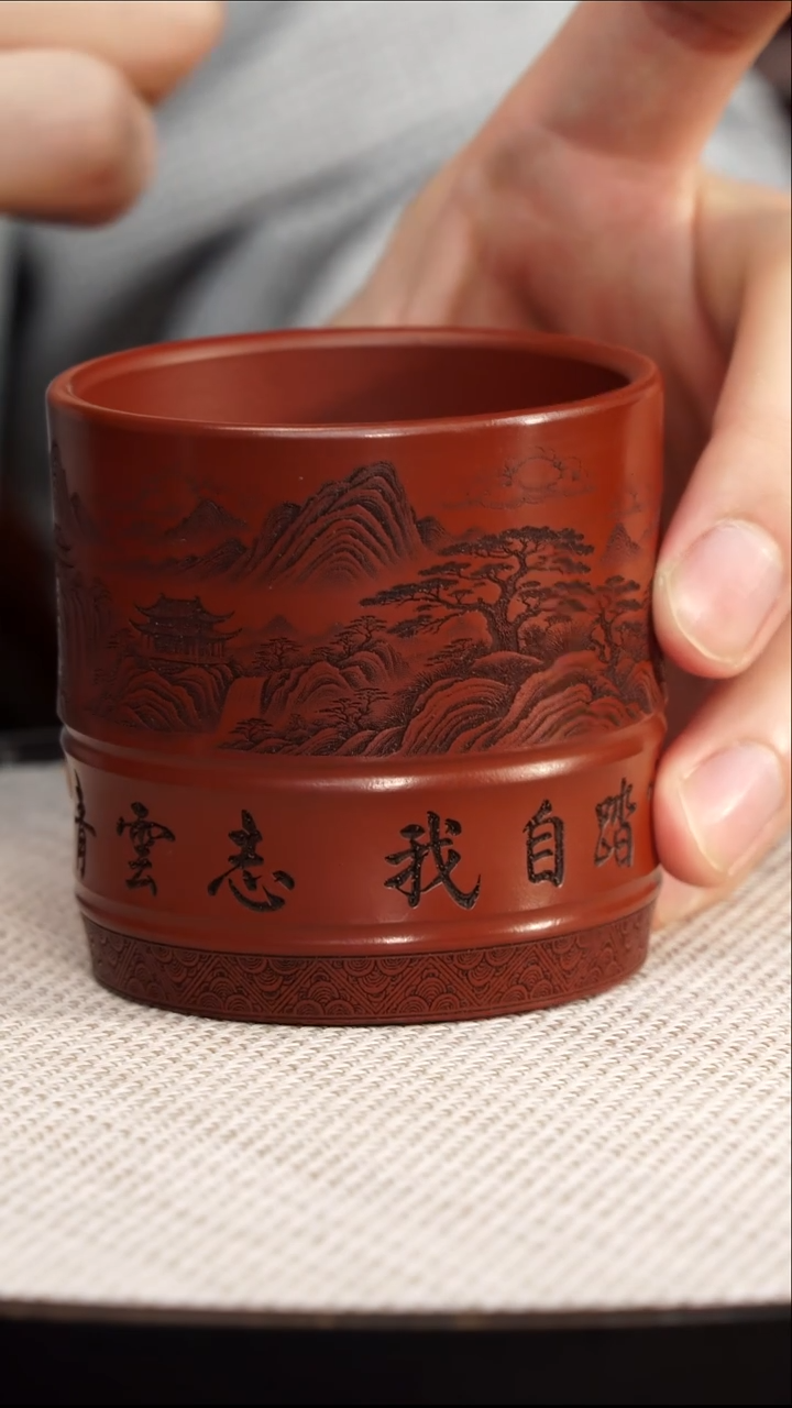 茶壶紫砂宜兴紫砂 朱泥直筒杯青云志刻绘 高传林