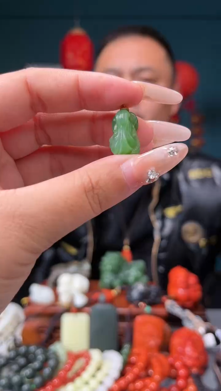 【闪购商品】和田玉颈饰18K金镶嵌吊坠