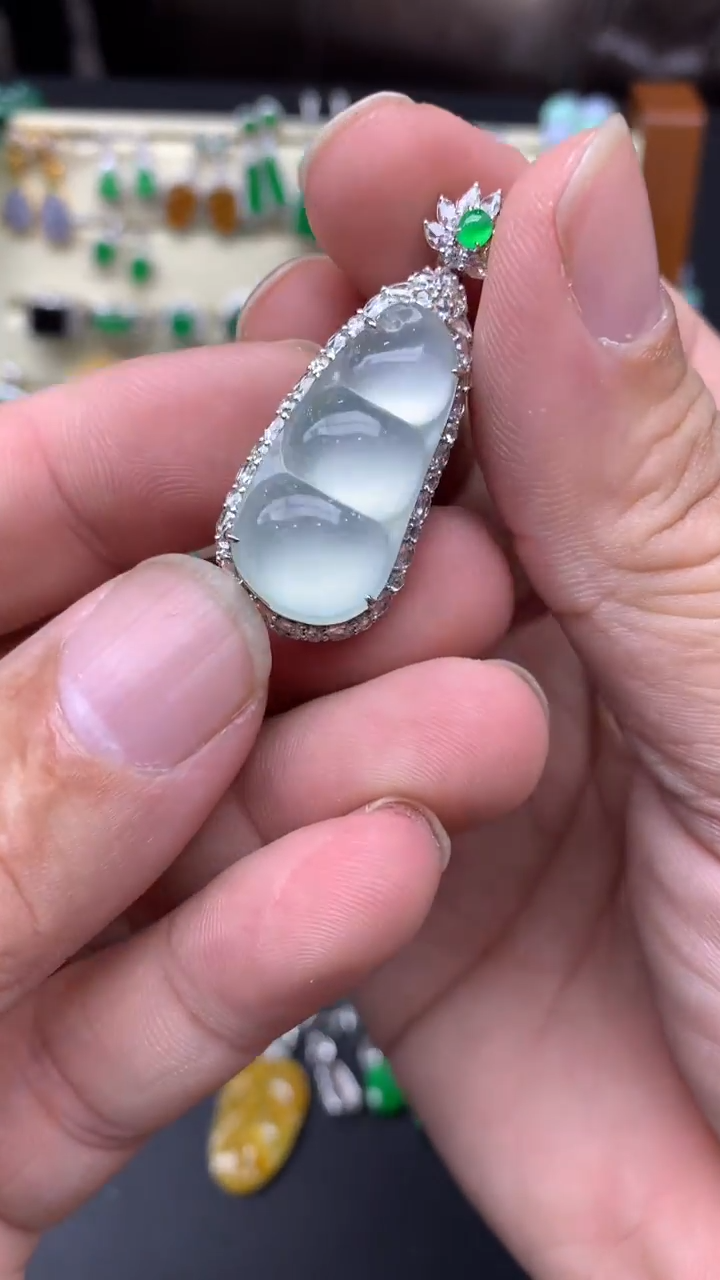 【闪购商品】翡翠颈饰未镶嵌57-天然翡翠