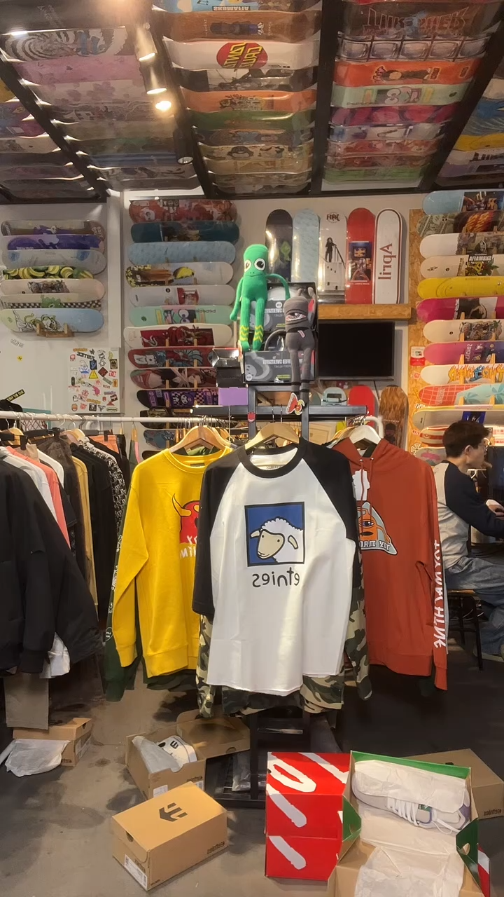 吊带etnies中袖插肩T恤黑白s码