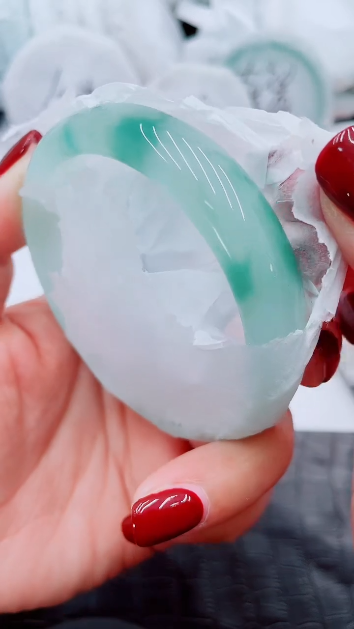 【闪购商品】石英质玉手镯未镶嵌S15-61/62