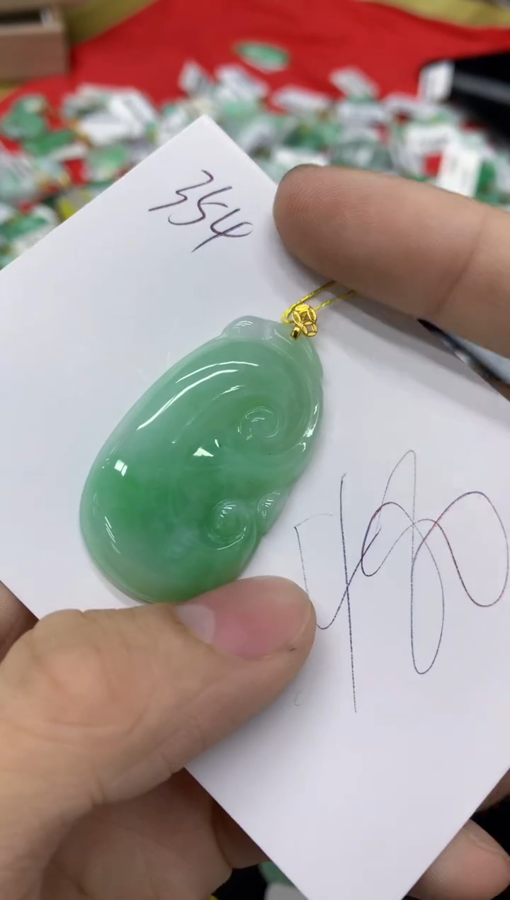 【闪购商品】翡翠颈饰18K金镶嵌1111111111