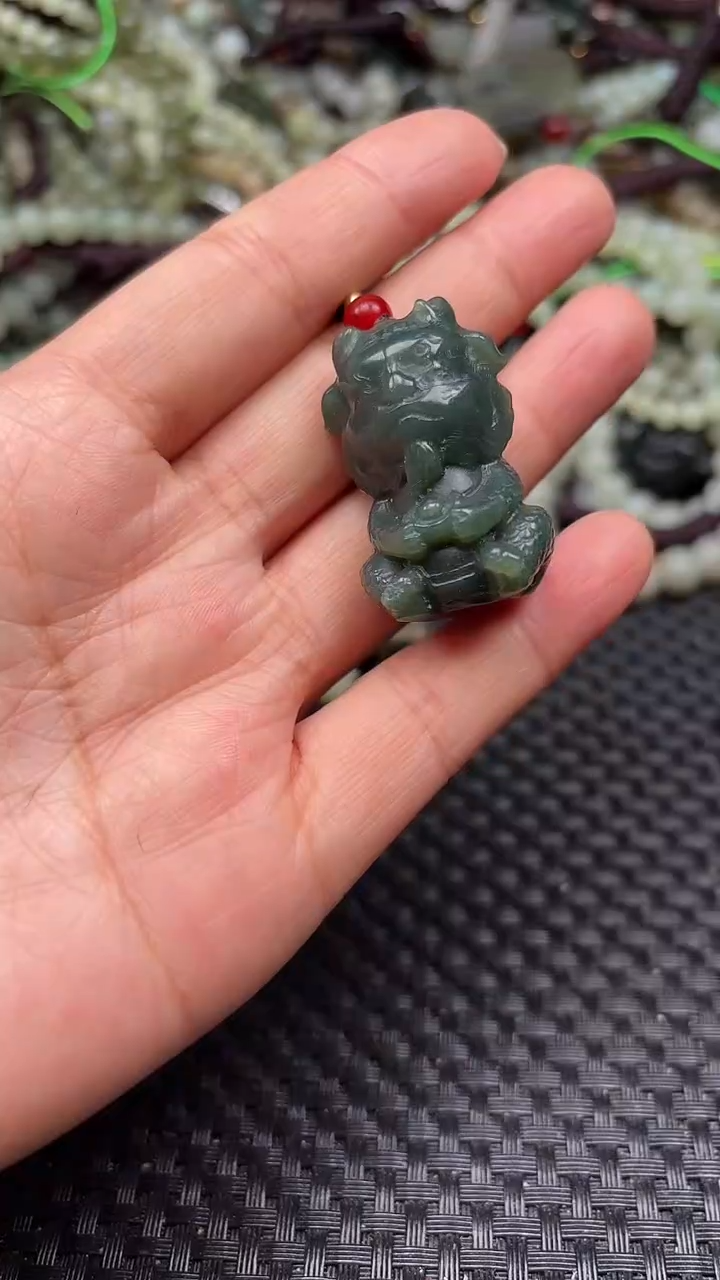 【闪购商品】和田玉颈饰未镶嵌.