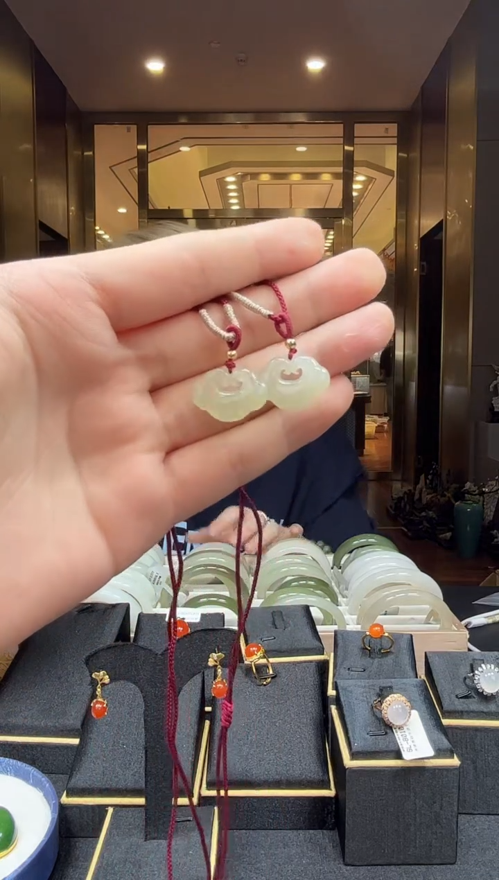 【闪购商品】和田玉颈饰未镶嵌SH227 多样性发其一