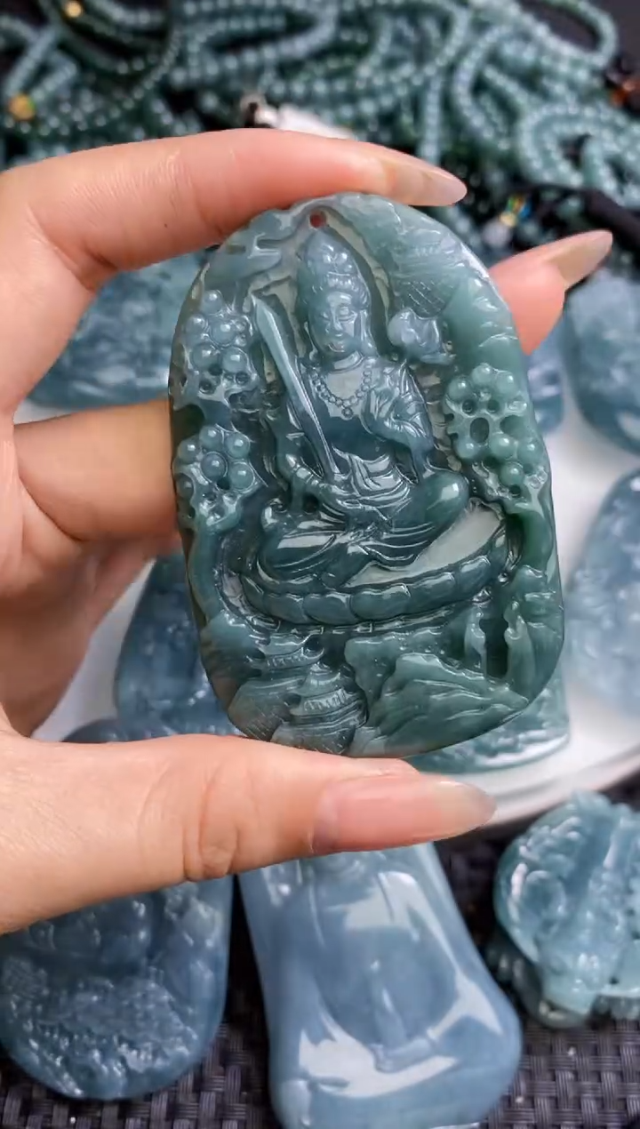 【闪购商品】翡翠颈饰未镶嵌111111111