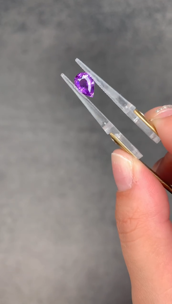 【闪购商品】彩色蓝宝石裸石未镶嵌1.5ct无烧紫蓝宝