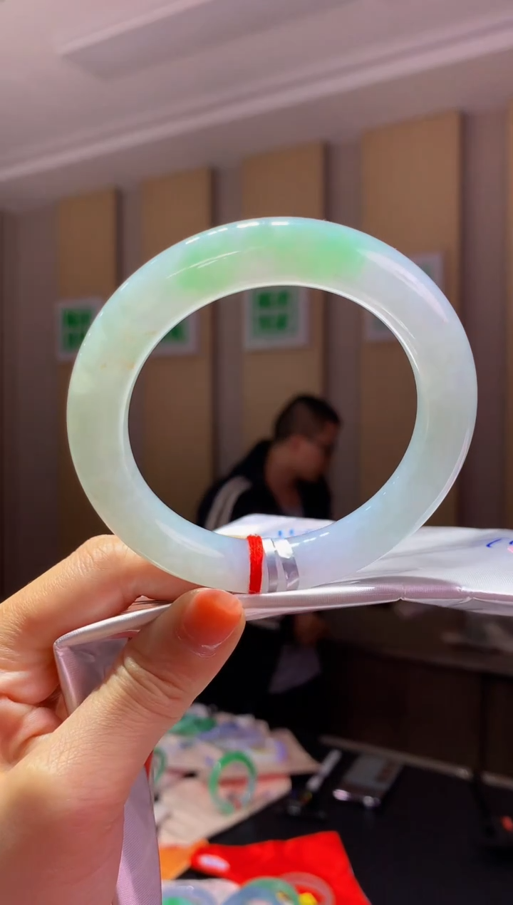 未镶嵌手镯翡翠-T148 圈口59.2 