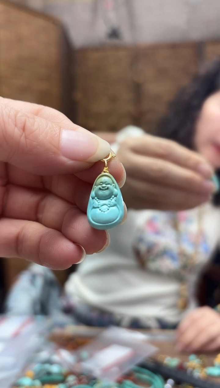 未镶嵌绿松石颈饰发一个