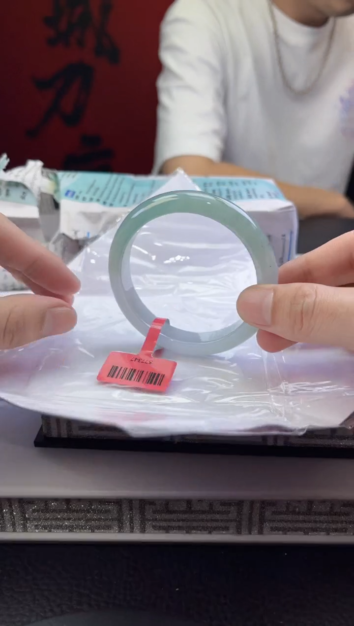 【闪购商品】翡翠手镯未镶嵌翡翠手镯