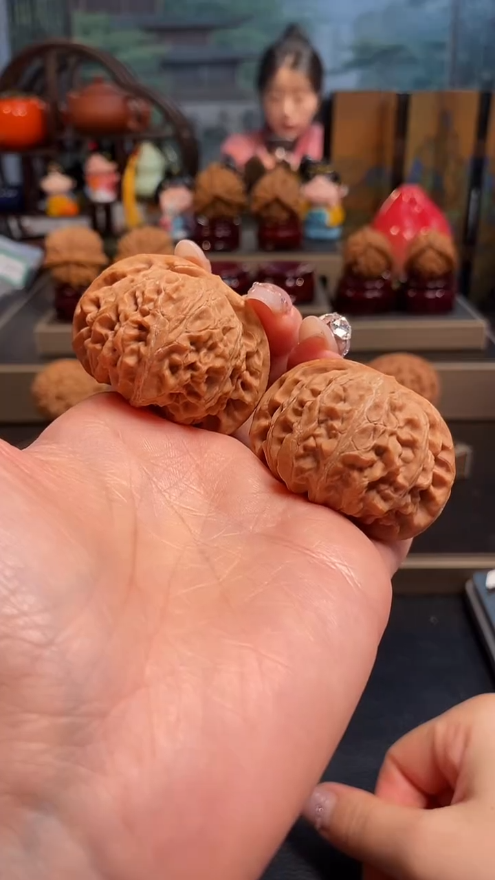【闪购商品】文玩核桃吊坠A154宫灯45