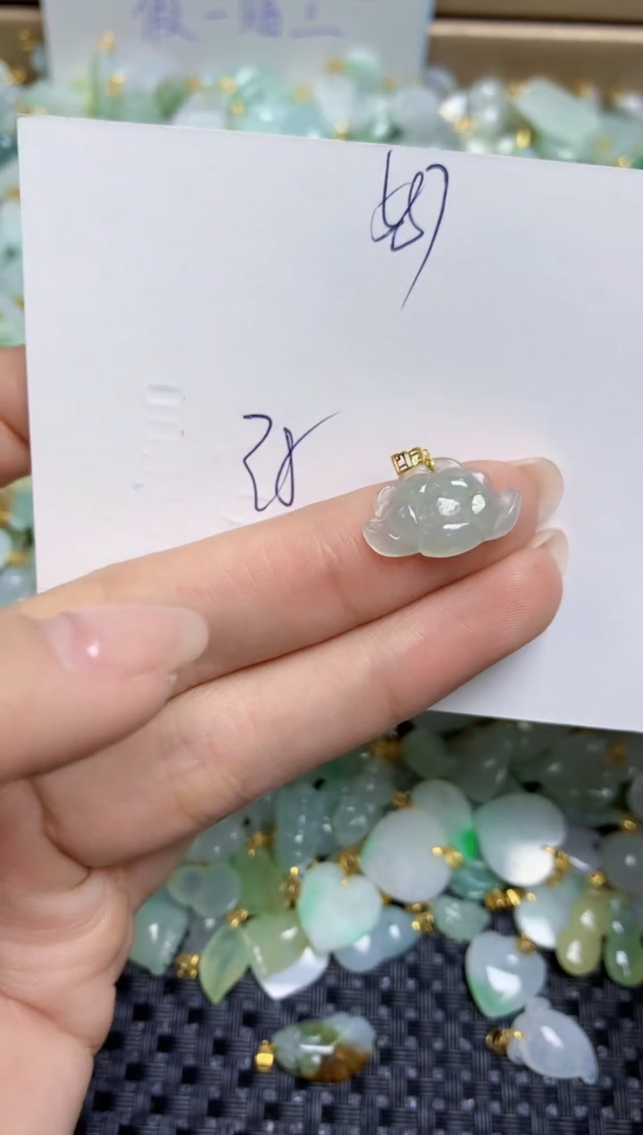 【闪购商品】翡翠颈饰18K金镶嵌天然缅甸A货翡翠