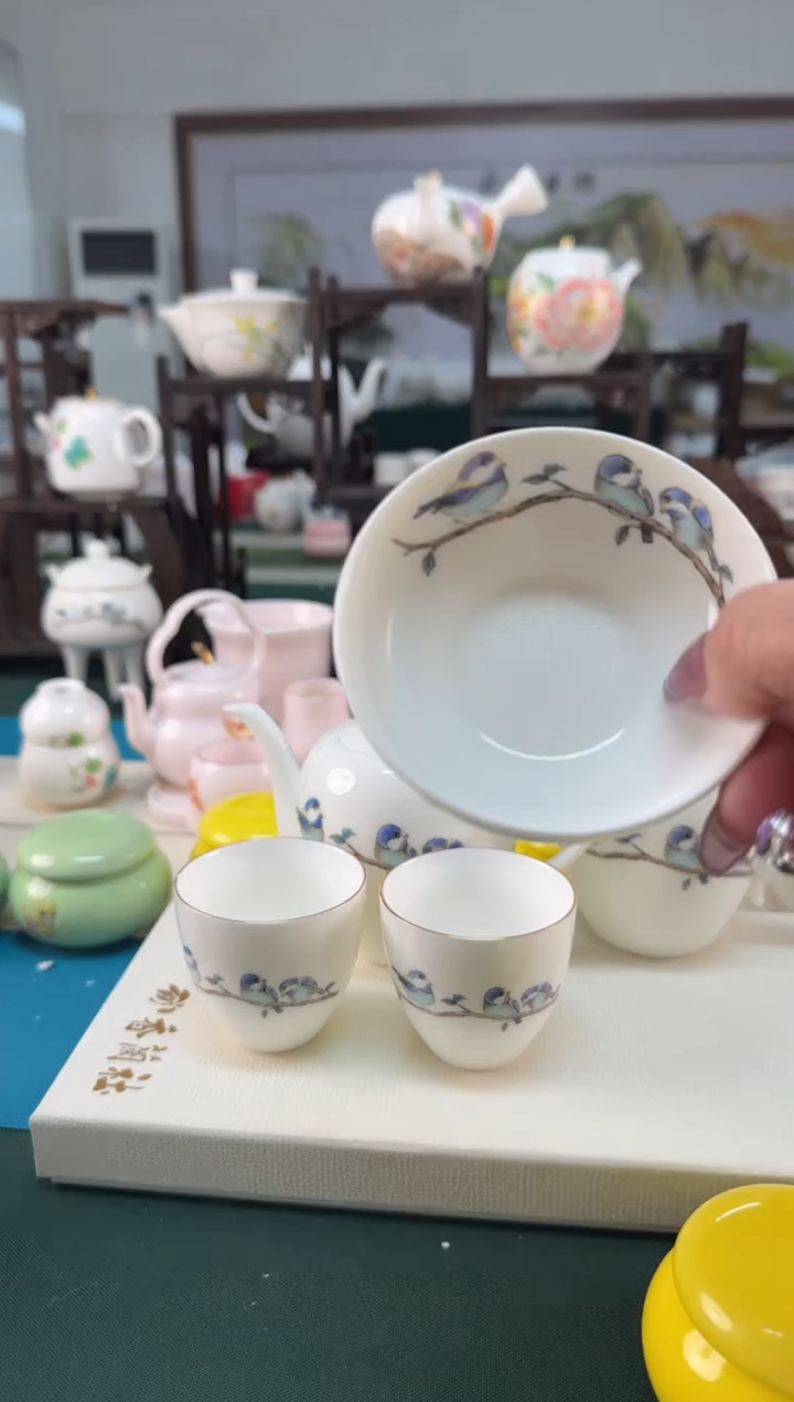 【闪购商品】瓷器 ······.......