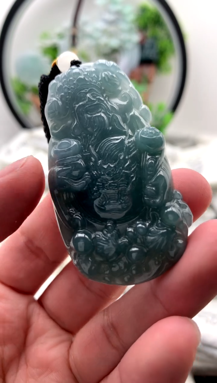 【闪购商品】翡翠颈饰未镶嵌财神【品质一般能接受再拍】