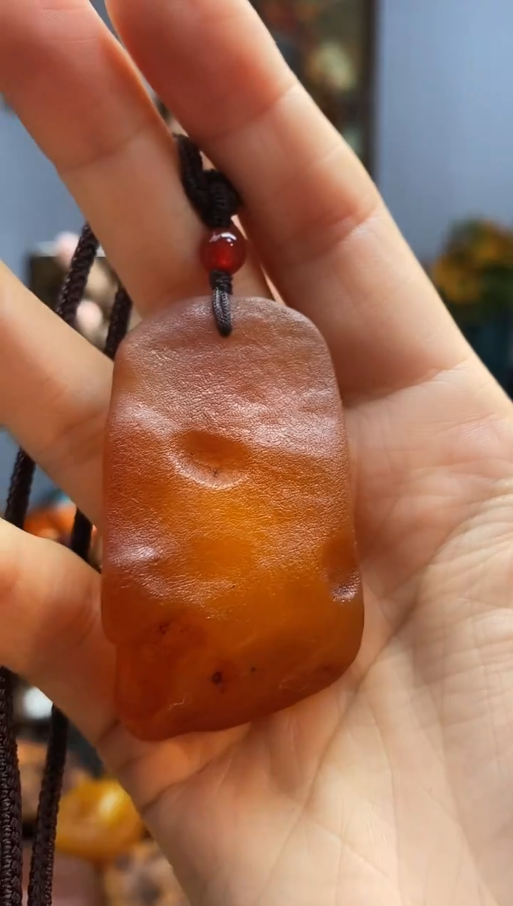 琥珀颈饰未镶嵌挂件