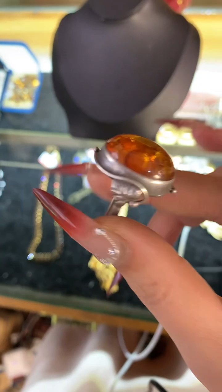 【闪购商品】瓷片楚楚中古珠宝甄选不退换