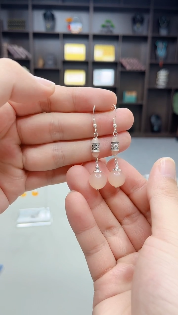 银S925镶嵌耳钉玛瑙/玉髓338000