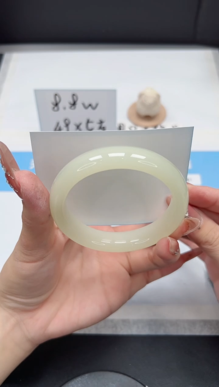 【闪购商品】石英质玉手镯未镶嵌232/蜂蜜水58.6