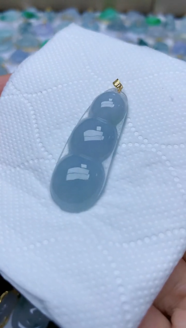 翡翠18K金镶嵌颈饰天然缅甸A货翡翠