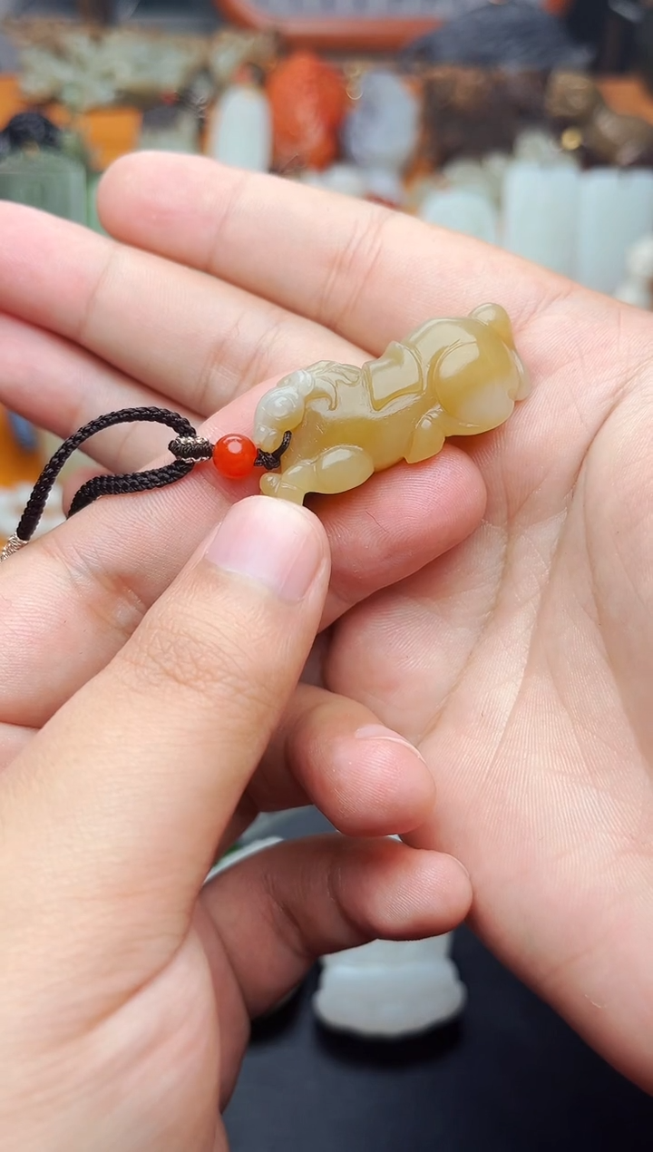 【闪购商品】和田玉吊坠未镶嵌马01