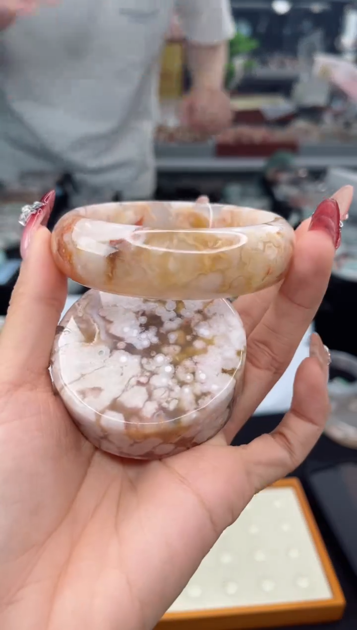 【闪购商品】石英质玉手镯未镶嵌60圈口（赠品镯心）3445318