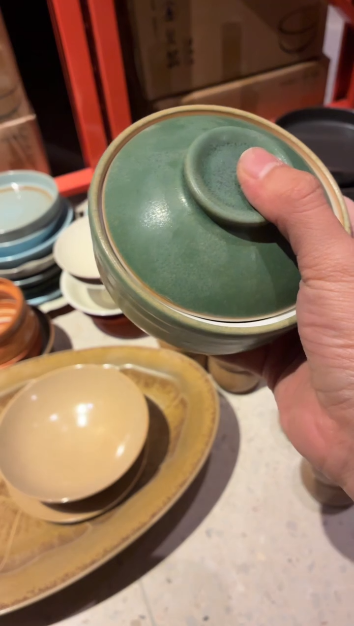 瓷片柿**哇287 微瑕只此青绿炖盅1个