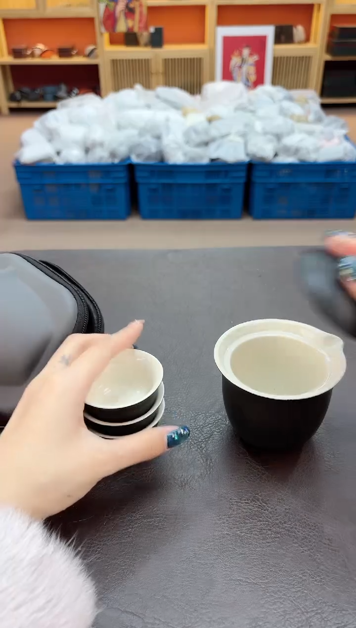 【闪购商品】摆件瓷SC1111111111111