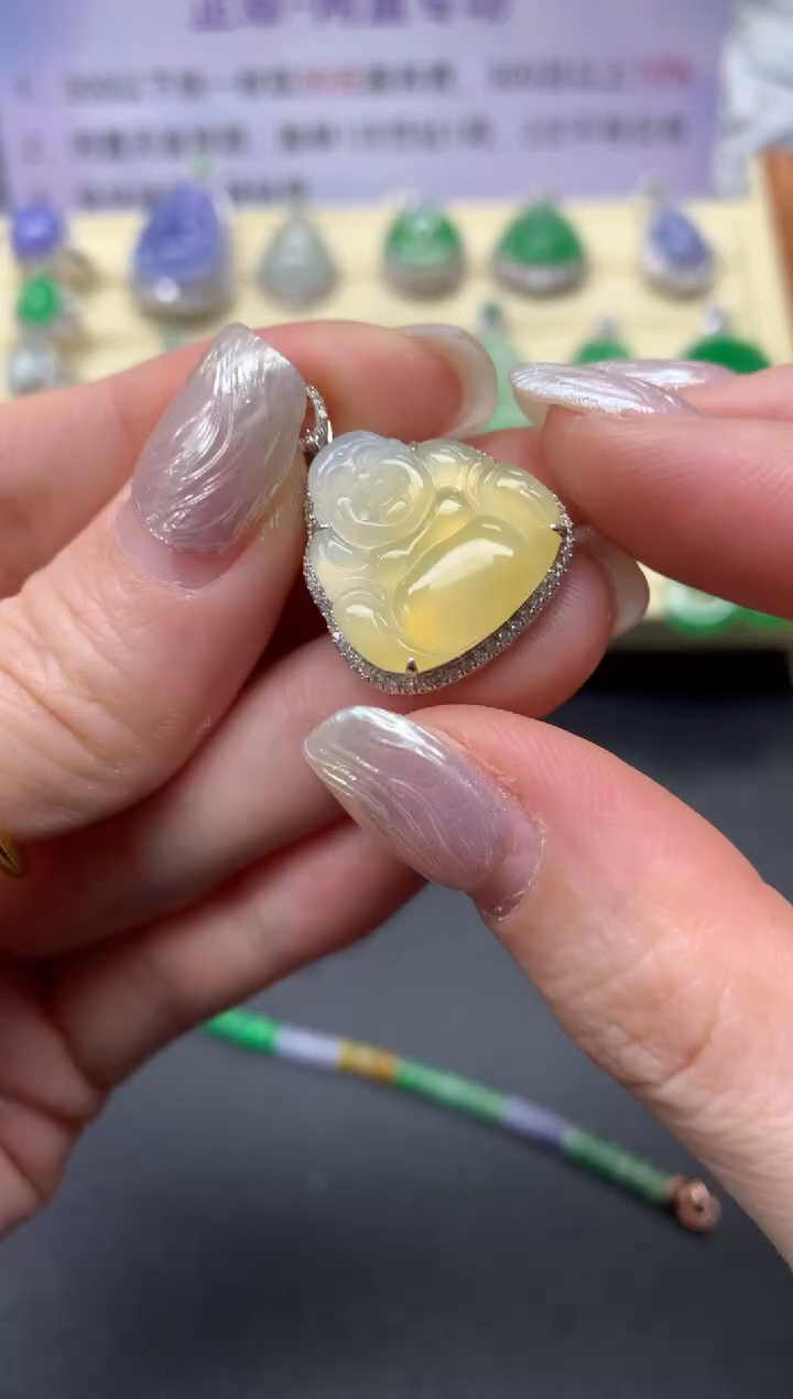 【闪购商品】翡翠吊坠(不含链)18K金镶嵌吊坠|3500+350