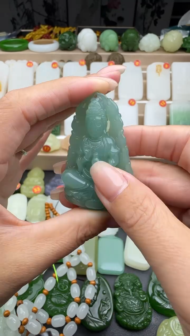 和田玉未镶嵌挂件