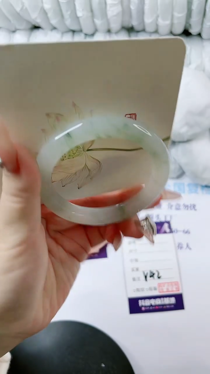 【闪购商品】石英质玉手镯未镶嵌多样性发货V42