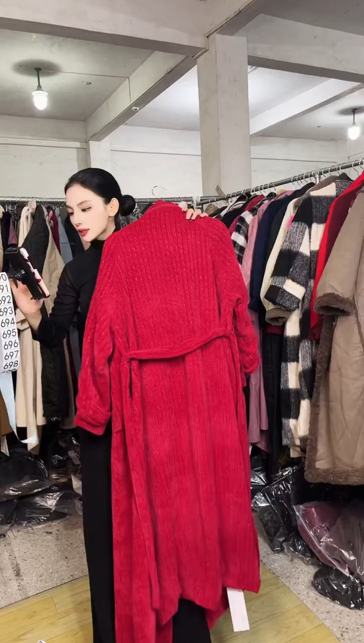 236闪购外套外披马甲打底裤子