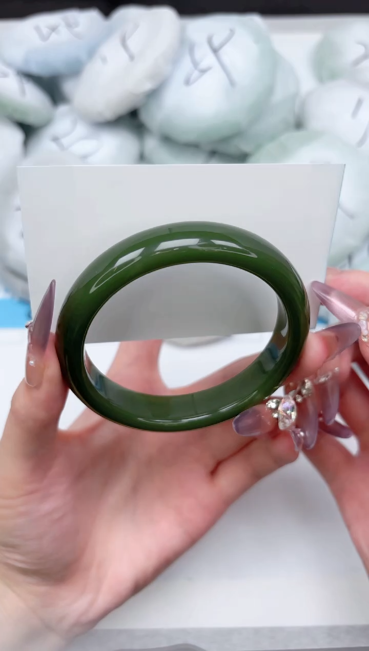 石英质玉手镯未镶嵌178-58.3