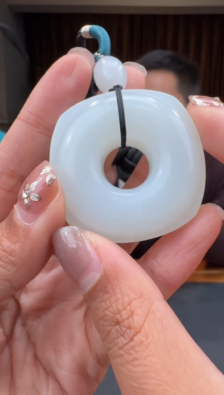 【闪购商品】和田玉25未镶嵌2.2刘洋多样性发货