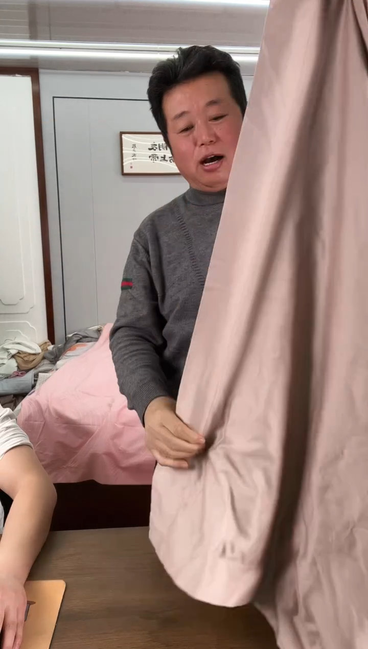 棉咖色长绒棉磨毛靠垫皮一对60*80cm