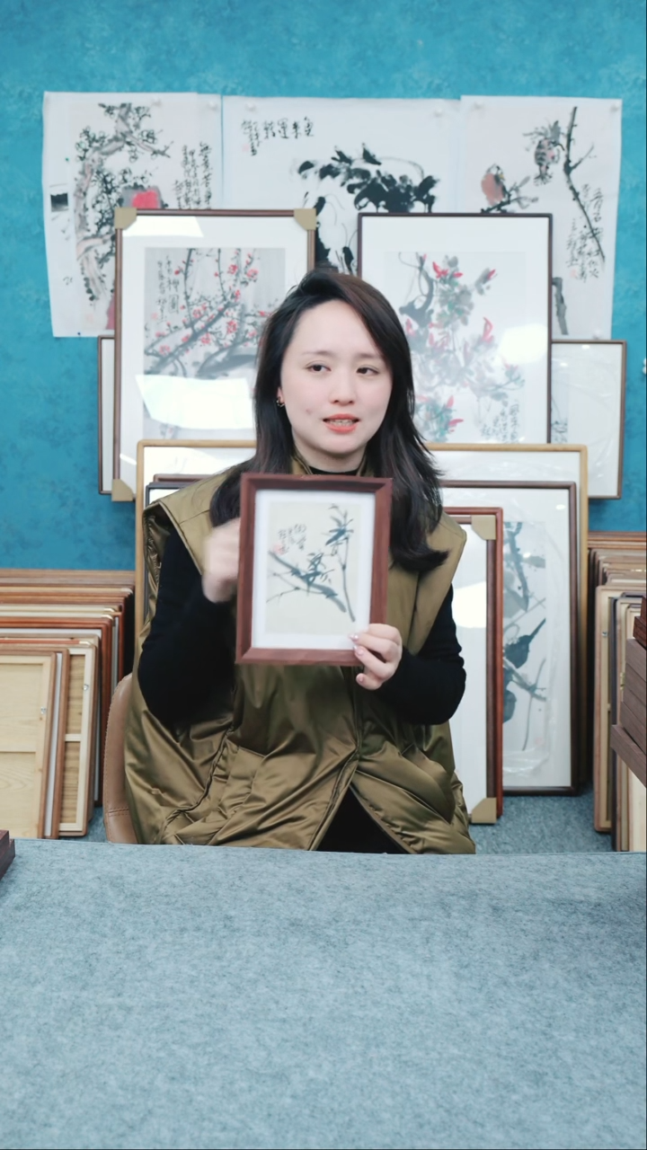 【闪购商品】国画8寸郑志超老师木质摆台