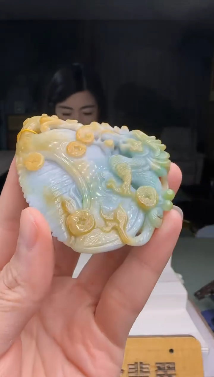 【闪购商品】翡翠吊坠(不含链)未镶嵌DY@@960Q3J15151