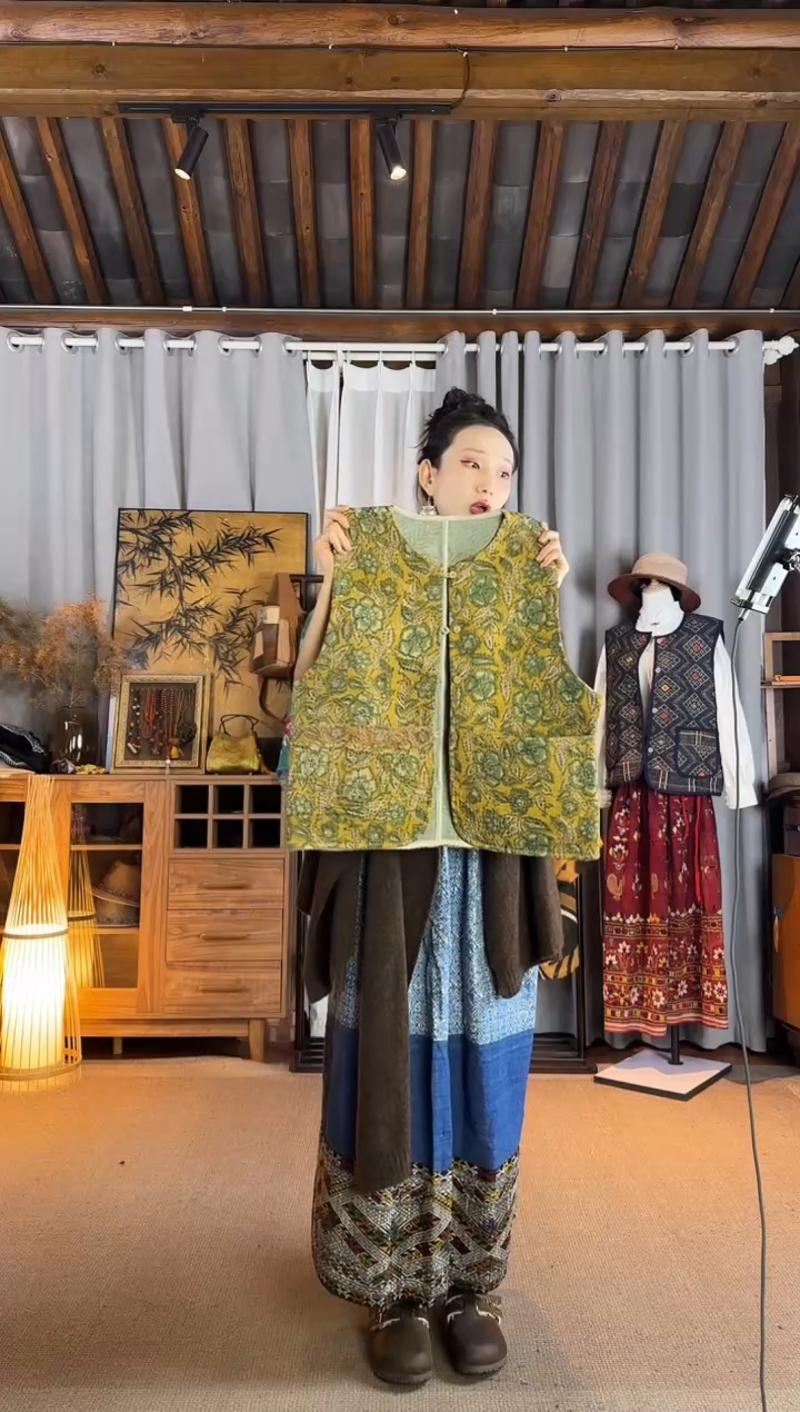 雨*设计师款沙漠玫瑰褴褛马甲