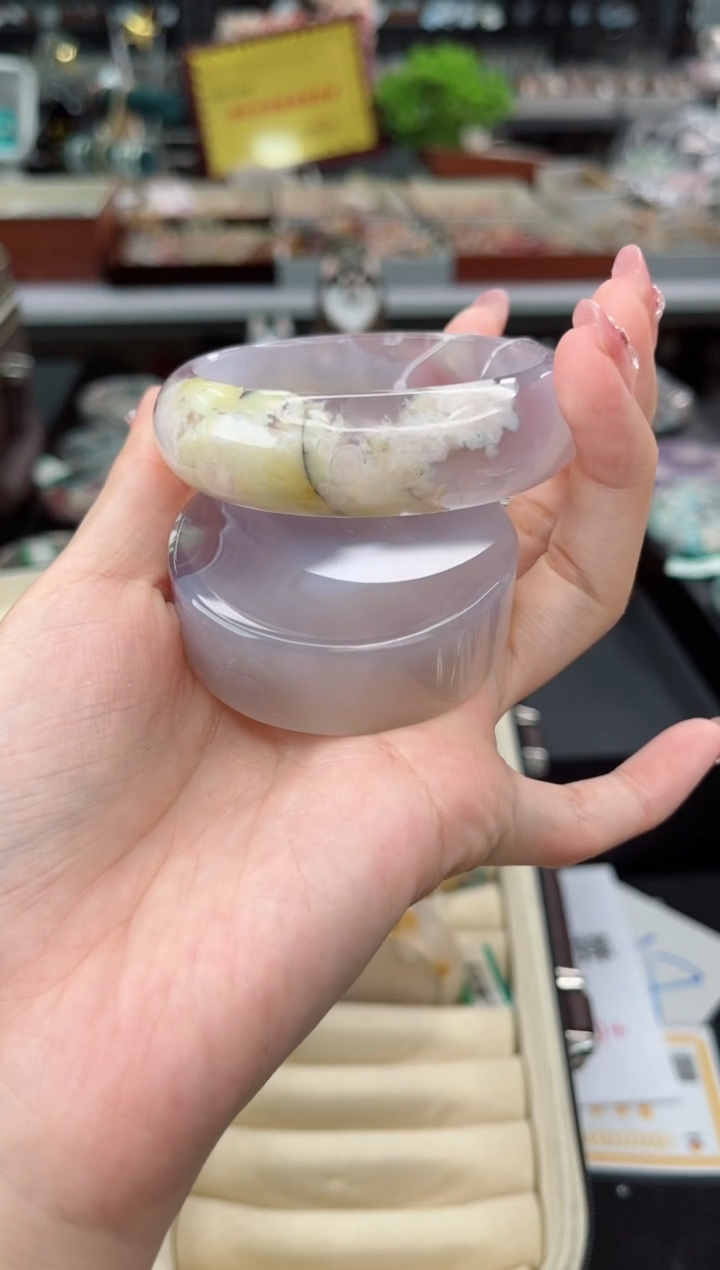 【闪购商品】石英质玉手镯未镶嵌54圈口（赠品镯心）6330028