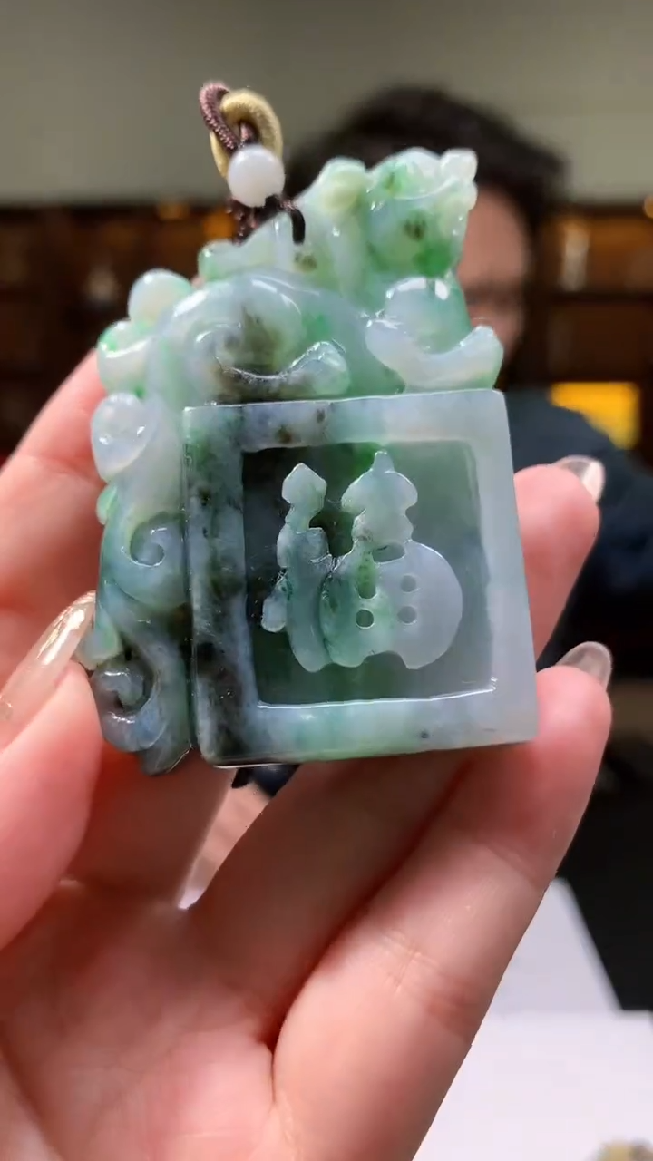 【闪购商品】定制翡翠未镶嵌8035yx-毛货挂件70