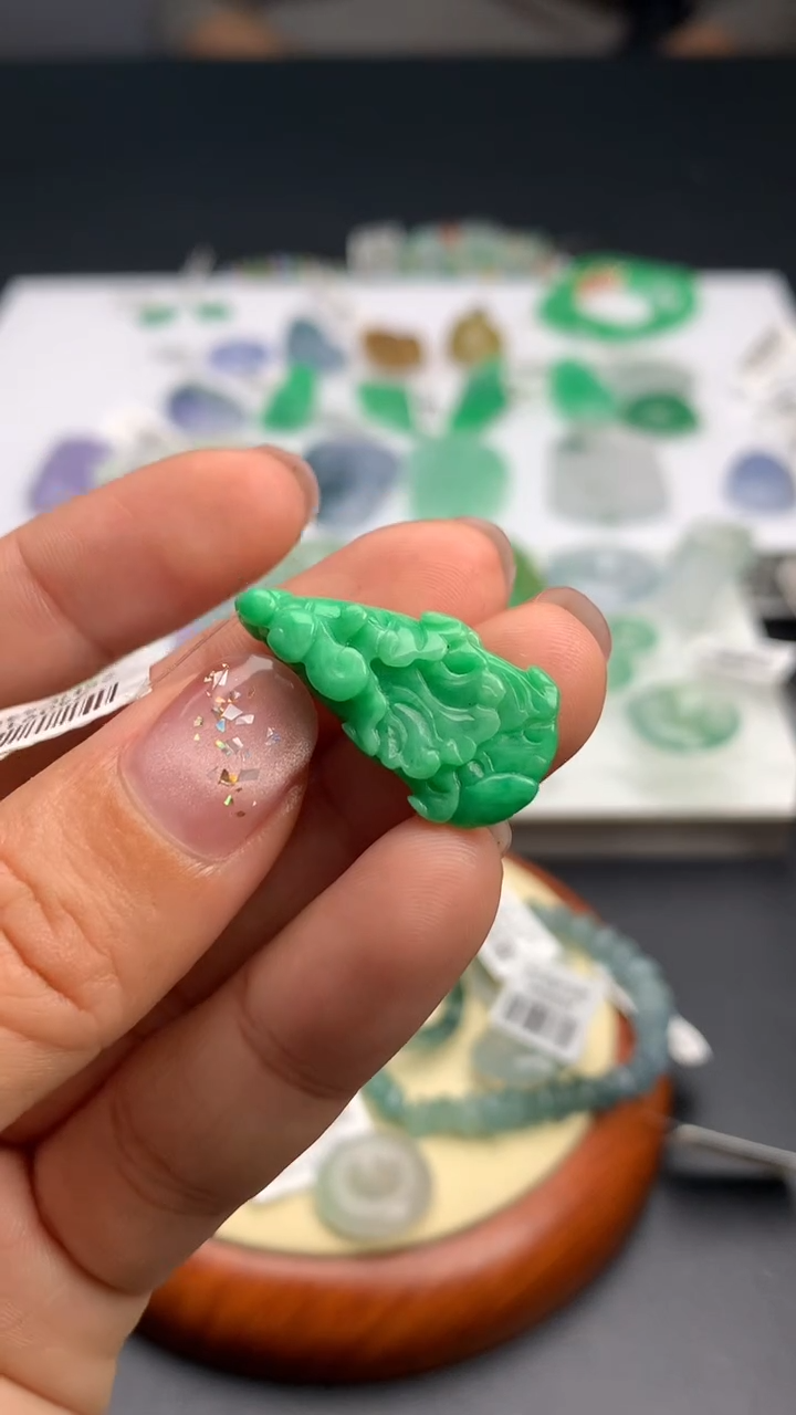 【闪购商品】定制翡翠未镶嵌         