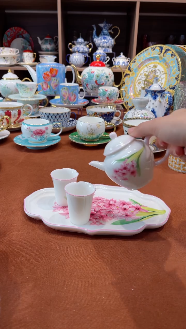 【闪购商品】瓷片风信子茶具······