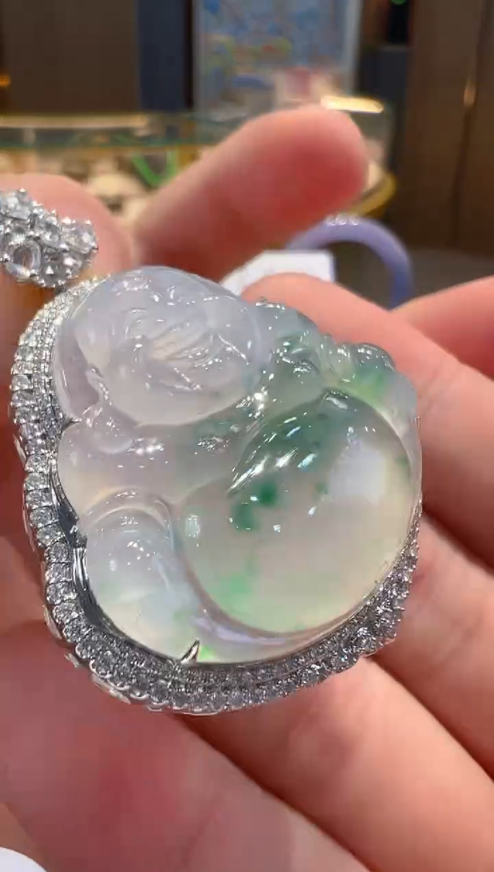 【闪购商品】翡翠吊坠(不含链)18K金镶嵌            